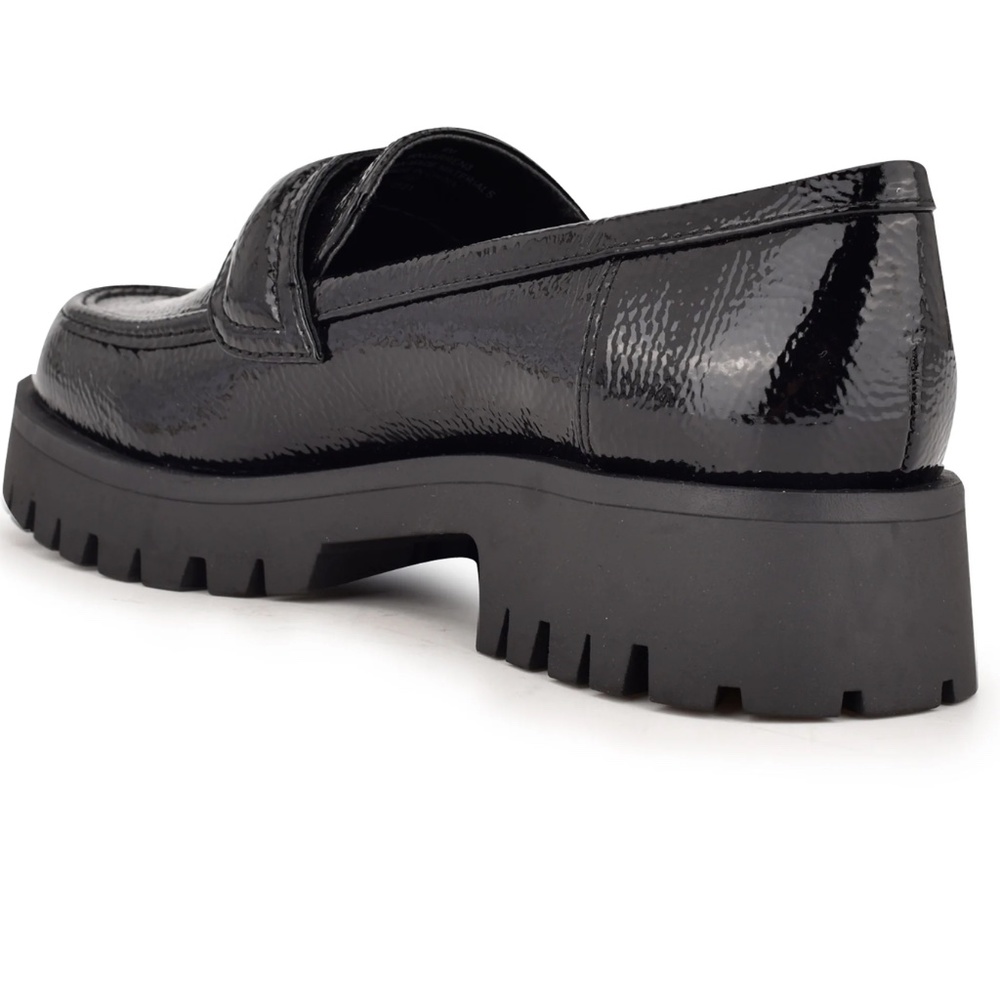 Nine West Black Patent Faux Leather Loafers - Garren Lug Sole Shoes 9 - Picture 3 of 4